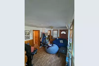 35 Neponset St, Revere, MA 02151 - Photo 14