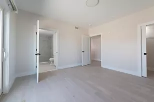 425 Border St, Boston, MA 02128 - Photo 8