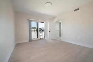 425 Border St, Boston, MA 02128 - Photo 4