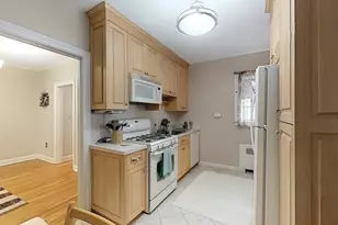 102 Sewall Ave, Brookline, MA 02446 - Photo 12