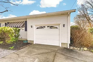 26 Sable Ave, Dartmouth, MA 02747 - Photo 4