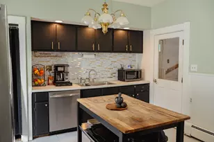 107 Sycamore St, New Bedford, MA 02740 - Photo 8