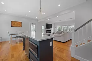 8-10 Ann St, Boston, MA 02122 - Photo 8
