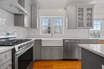 8-10 Ann St #8, Boston, MA 02122 - Photo 2