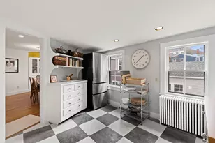 12 Darling St, Marblehead, MA 01945 - Photo 10