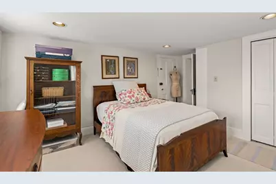 12 Darling St #2, Marblehead, MA 01945 - Photo 12