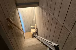 402 Country Side Rd, Greenfield, MA 01301 - Photo 16