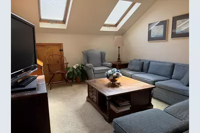 402 Country-Side Rd #402, Greenfield, MA 01301 - Photo 4