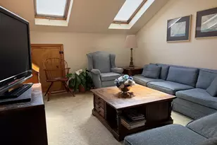 402 Country Side Rd, Greenfield, MA 01301 - Photo 4