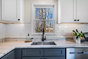 21 Pearl Ln, Falmouth, MA 02536 - Photo 6