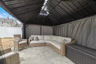 84 Groveland St, Haverhill, MA 01830 - Photo 24