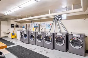 20 Ashland St, Worcester, MA 01609 - Photo 18