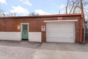 20 Ashland St, Worcester, MA 01609 - Photo 14