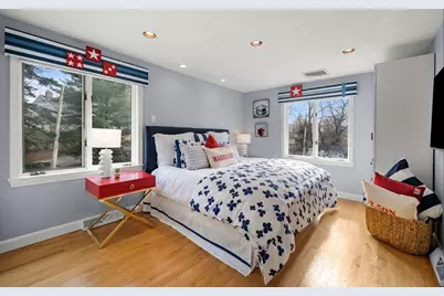 2 Rolleston Rd, Marblehead, MA 01945 - Photo 30