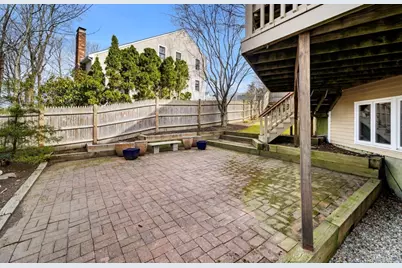 2 Rolleston Rd, Marblehead, MA 01945 - Photo 8