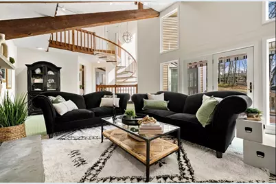 2 Rolleston Rd, Marblehead, MA 01945 - Photo 18