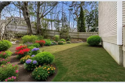 2 Rolleston Rd, Marblehead, MA 01945 - Photo 6