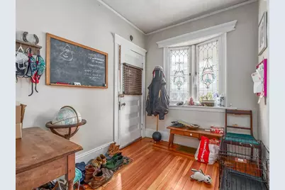 81 Bristol Rd #1, Medford, MA 02155 - Photo 4