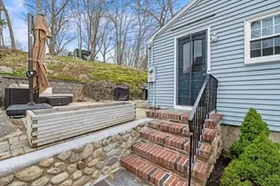 15 Oakview Ave, Salem, MA 01970 - Photo 30