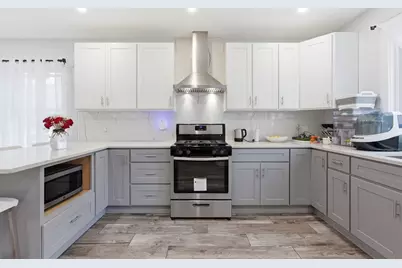 61 Shepton St, Boston, MA 02124 - Photo 12