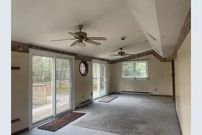 25 Piper Cross Rd, West Springfield, MA 01089 - Photo 6