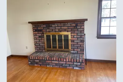 25 Piper Cross Rd, West Springfield, MA 01089 - Photo 8