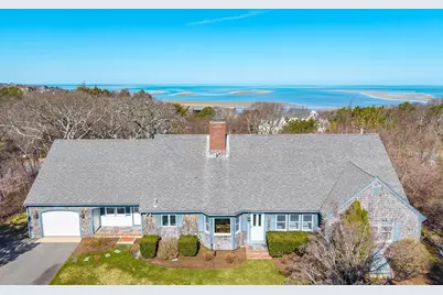 17 Barberry Ln, Brewster, MA 02631 - Photo 2