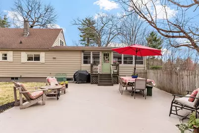 21 Beal St, Lunenburg, MA 01462 - Photo 8