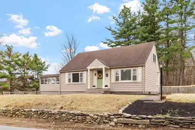 21 Beal St, Lunenburg, MA 01462 - Photo 4