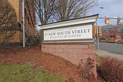 17 New South #201, Northampton, MA 01060 - Photo 4