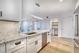 519 E 2nd St, Boston, MA 02127 - Photo 8