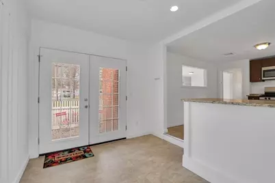 2401 Wilbraham Rd, Springfield, MA 01129 - Photo 4