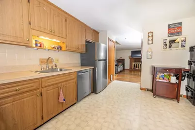 73 Sherman St, Brockton, MA 02302 - Photo 4