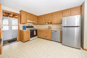 73 Sherman St, Brockton, MA 02302 - Photo 6