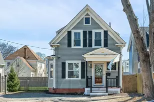 185 Burrill St, Swampscott, MA 01907 - Photo 1