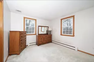 325 Thatcher St, Brockton, MA 02302 - Photo 16