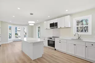 6 Kimball St, Haverhill, MA 01830 - Photo 2