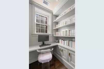 19 Charles River Square, Boston, MA 02114 - Photo 14