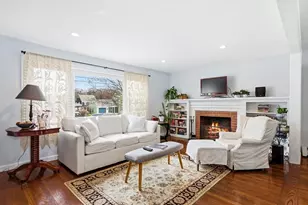 481 Upham St, Melrose, MA 02176 - Photo 4