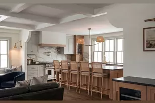 7 Lunt St, Newburyport, MA 01950 - Photo 2