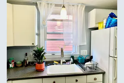 135 Central St #3, Somerville, MA 02145 - Photo 4