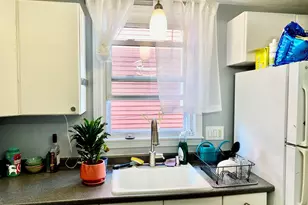 135 Central St, Somerville, MA 02145 - Photo 4