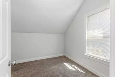 1690 N Main St #3, Fall River, MA 02720 - Photo 16