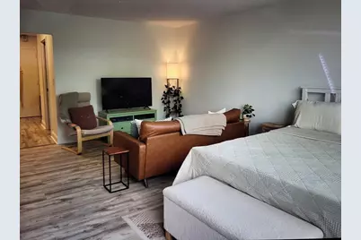 44 Washington St. #715, Brookline, MA 02445 - Photo 4