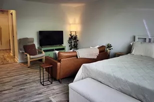 44 Washington St, Brookline, MA 02445 - Photo 4