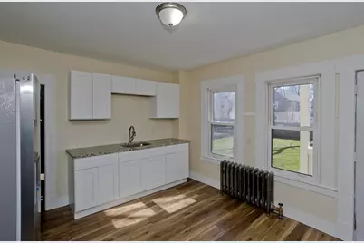 24 Morrell St, Springfield, MA 01104 - Photo 6