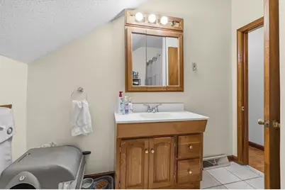 31 Sachem St, Fall River, MA 02724 - Photo 24