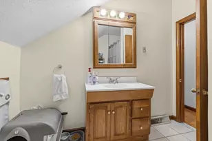 31 Sachem St, Fall River, MA 02724 - Photo 24