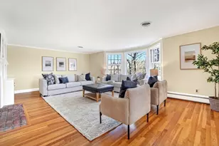 70 Ellis Farm Ln, Melrose, MA 02176 - Photo 4