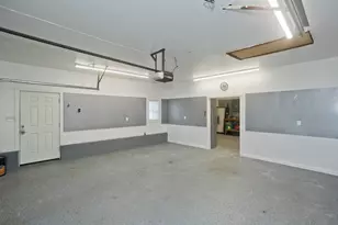 405 New Ludlow Rd, Chicopee, MA 01020 - Photo 38